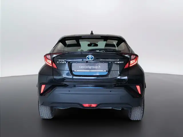 Toyota C-HR view 6