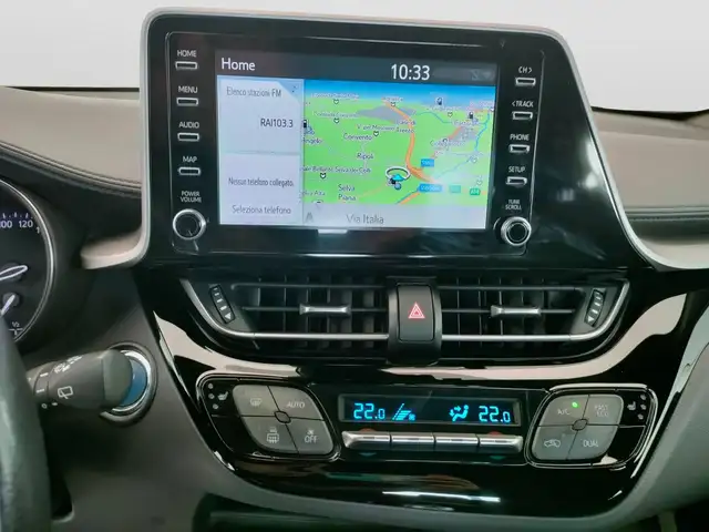 Toyota C-HR view 11