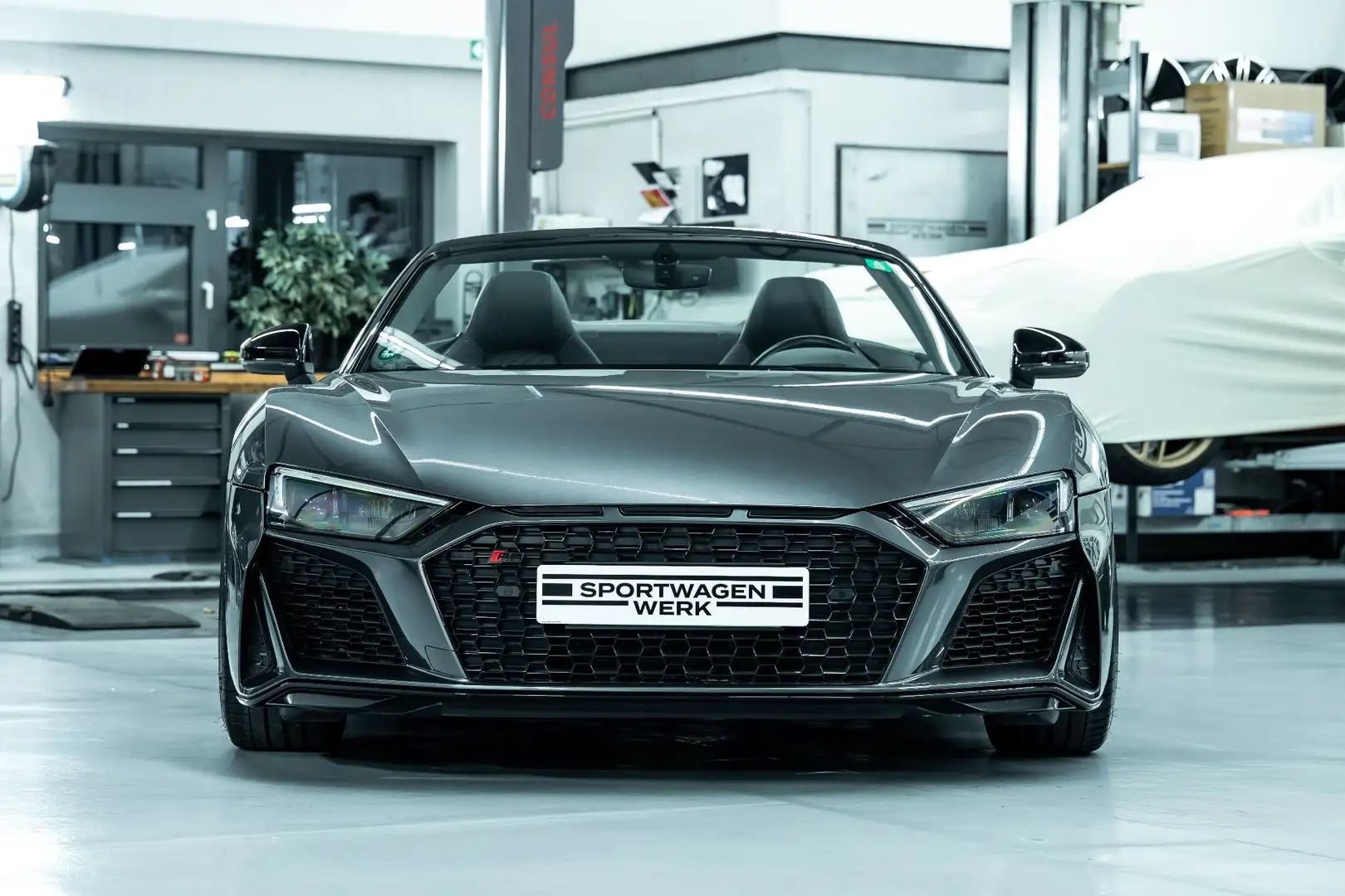 Audi R8 5.2 FSI quattro Silber - 2