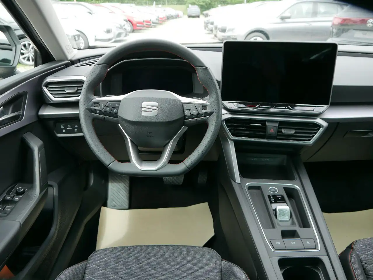 SEAT Leon 2026 — фото 12