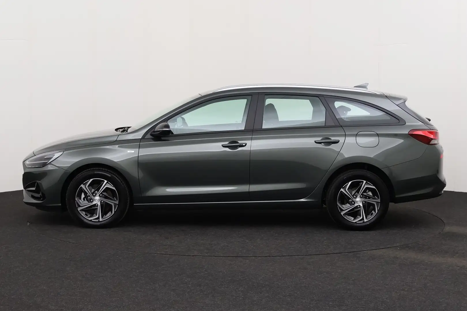 Hyundai i30 KOMBI COMFORT SMART 1.0T MHEV + CARPLAY + GPS + CA - 2