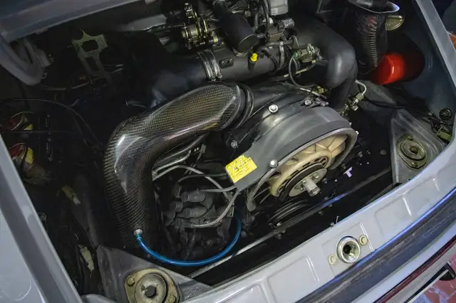 Porsche 911 view 15
