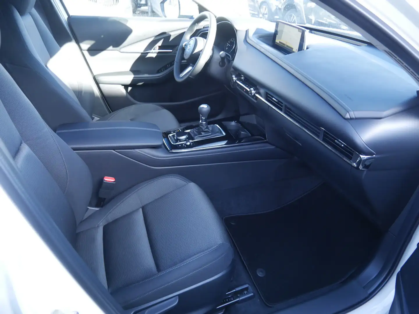 Mazda CX-30 e-SKYACTIV G 140 SHZ NAVI ACC HUD LED Weiß - 2