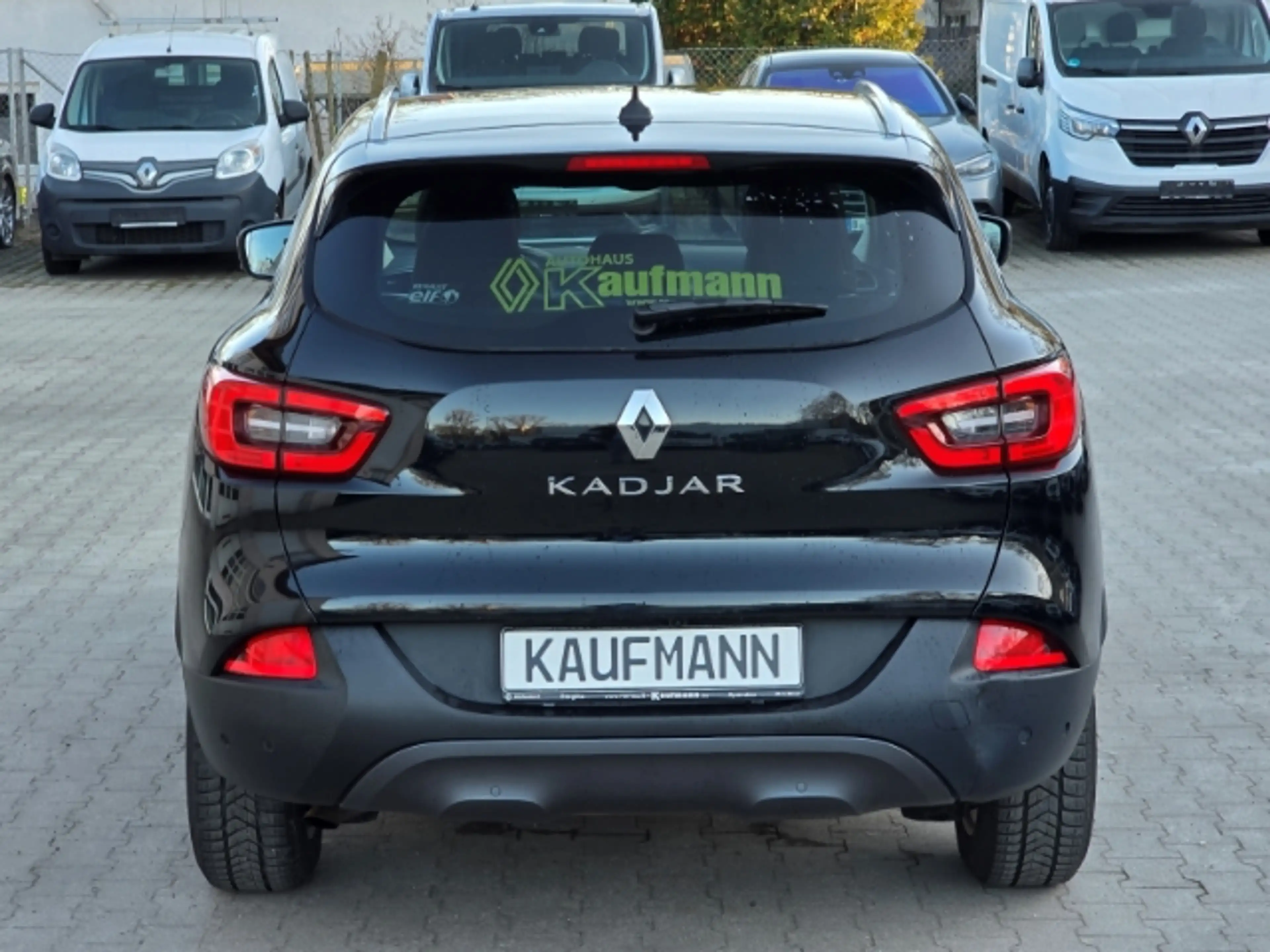 Renault Kadjar Bose Edition 130 EDC Navi Leder Soundsystem LED Ap — photo 5