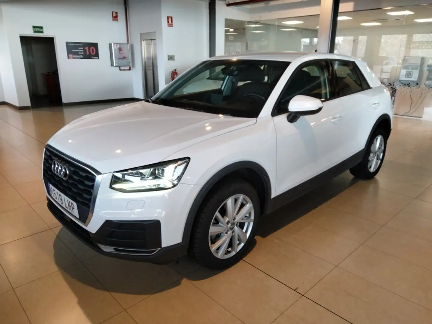Audi Q2 1.6 30 TDI S TRONIC ADVANCED 116 5P White - 1