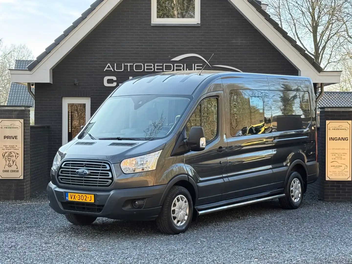 Ford Transit 330 2.2 TDCI L3H3 DC 6 PERS Camera Navigatie Cruis Grijs - 2