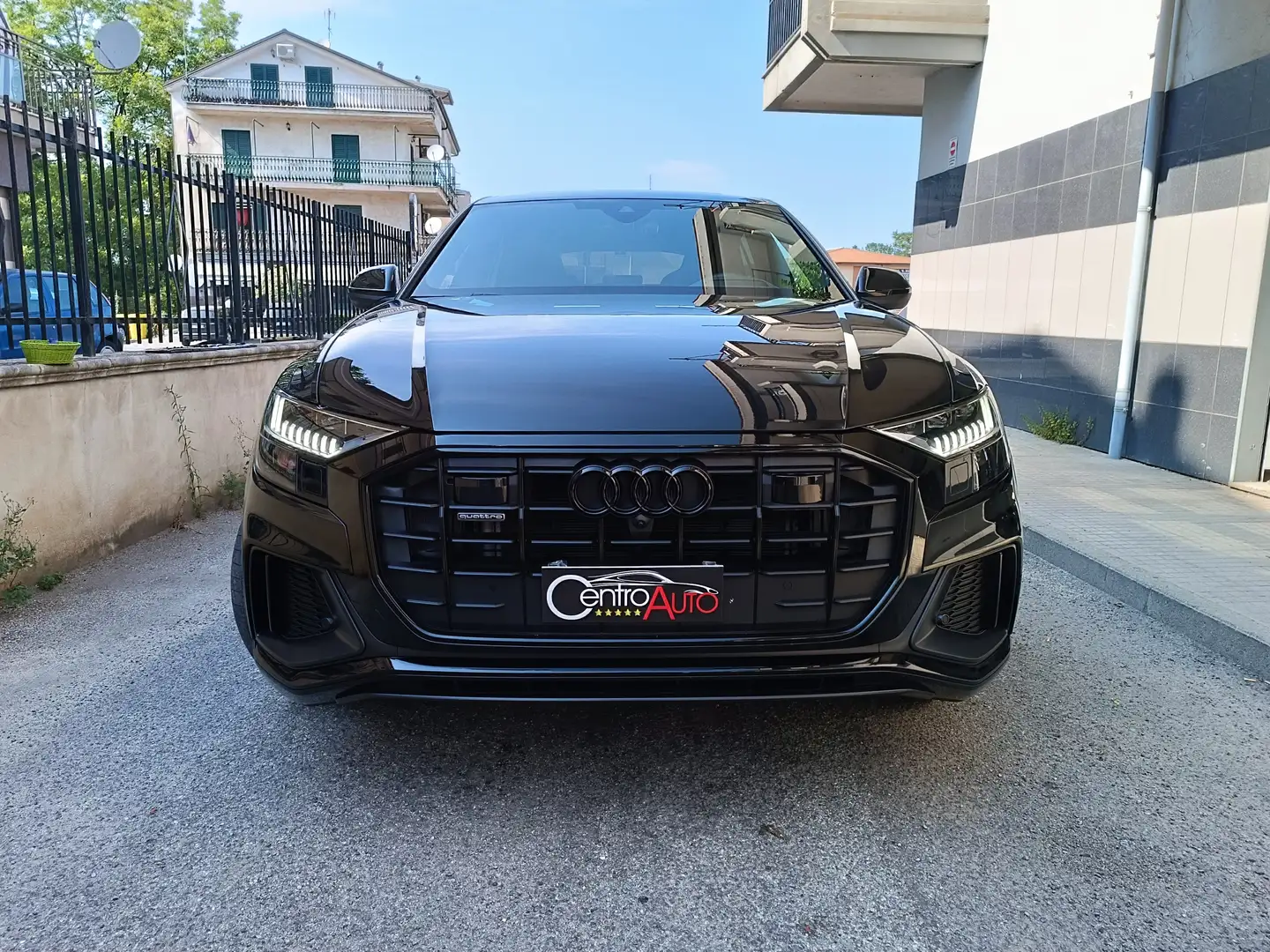 Audi Q8 50 3.0 tdi S-Line quattro Fari Matrix HD Nero - 2