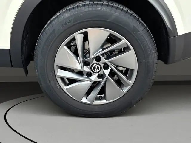 Nissan Qashqai view 23