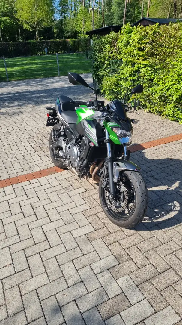 Kawasaki Z 650 Verde - 1