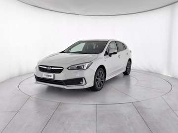 Impreza 2.0i e-boxer Premium lineartronic
