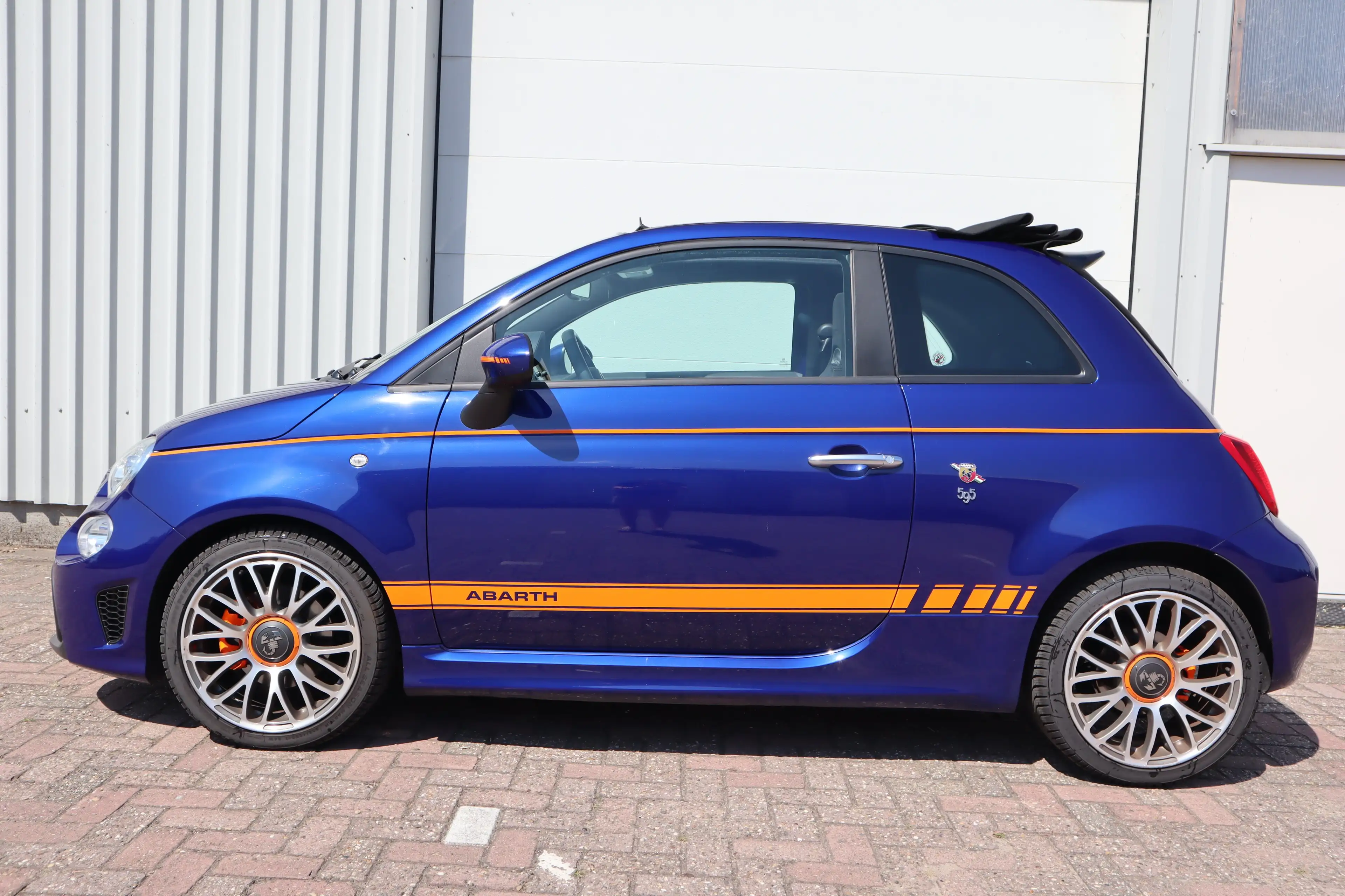 Abarth 595C 1.4 T-Jet 145PK Automaat Uniek/Carplay/Bombardone — photo 3