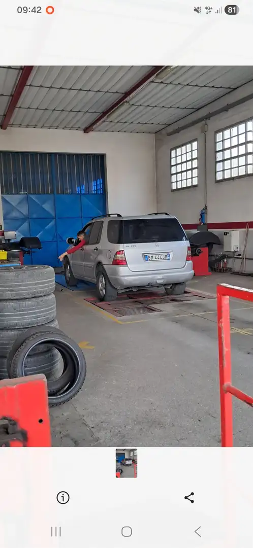 Mercedes-Benz 270 ML Plateado - 1