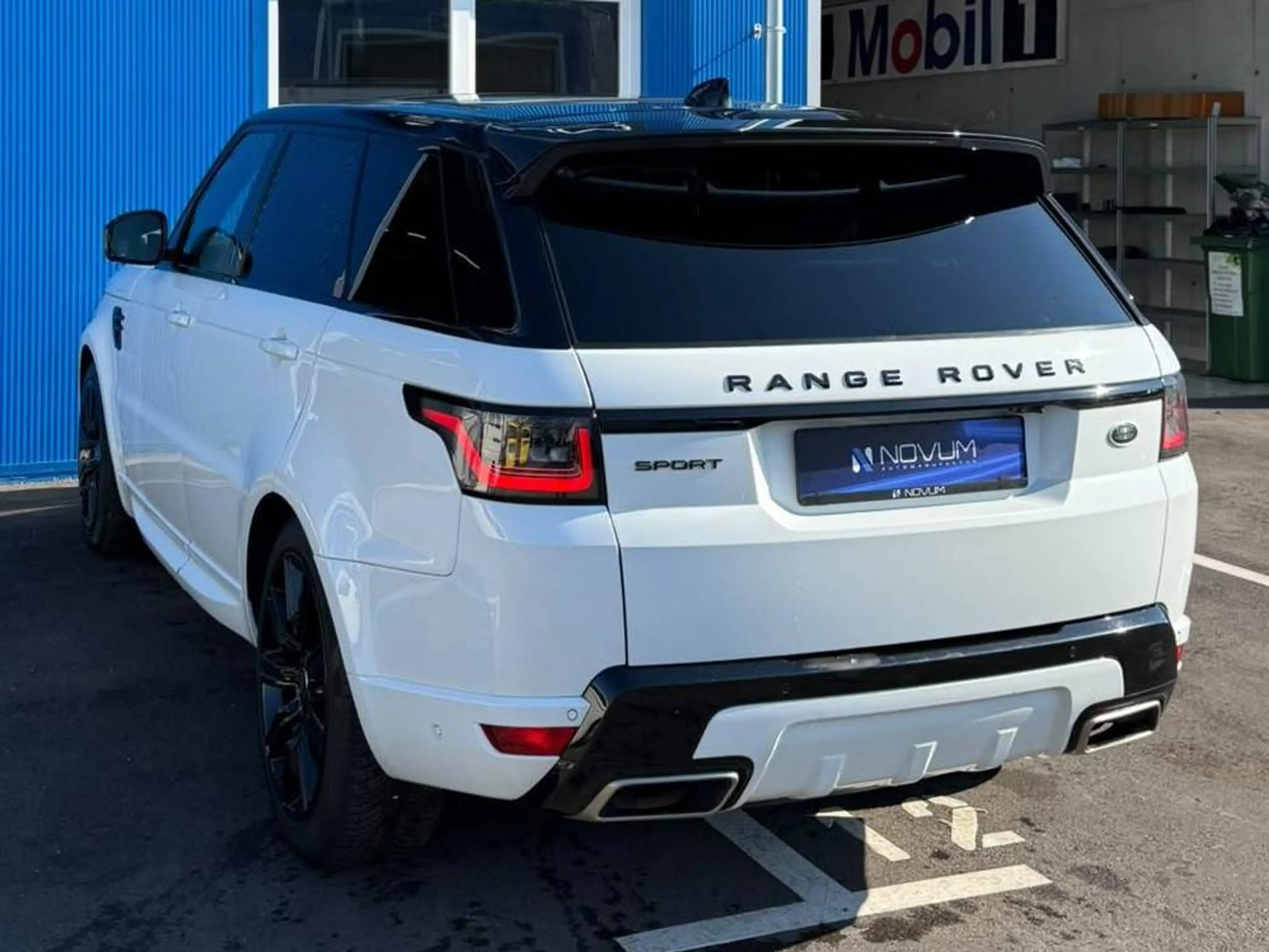 Land Rover Range Rover Sport HSE Dynamic — photo 14