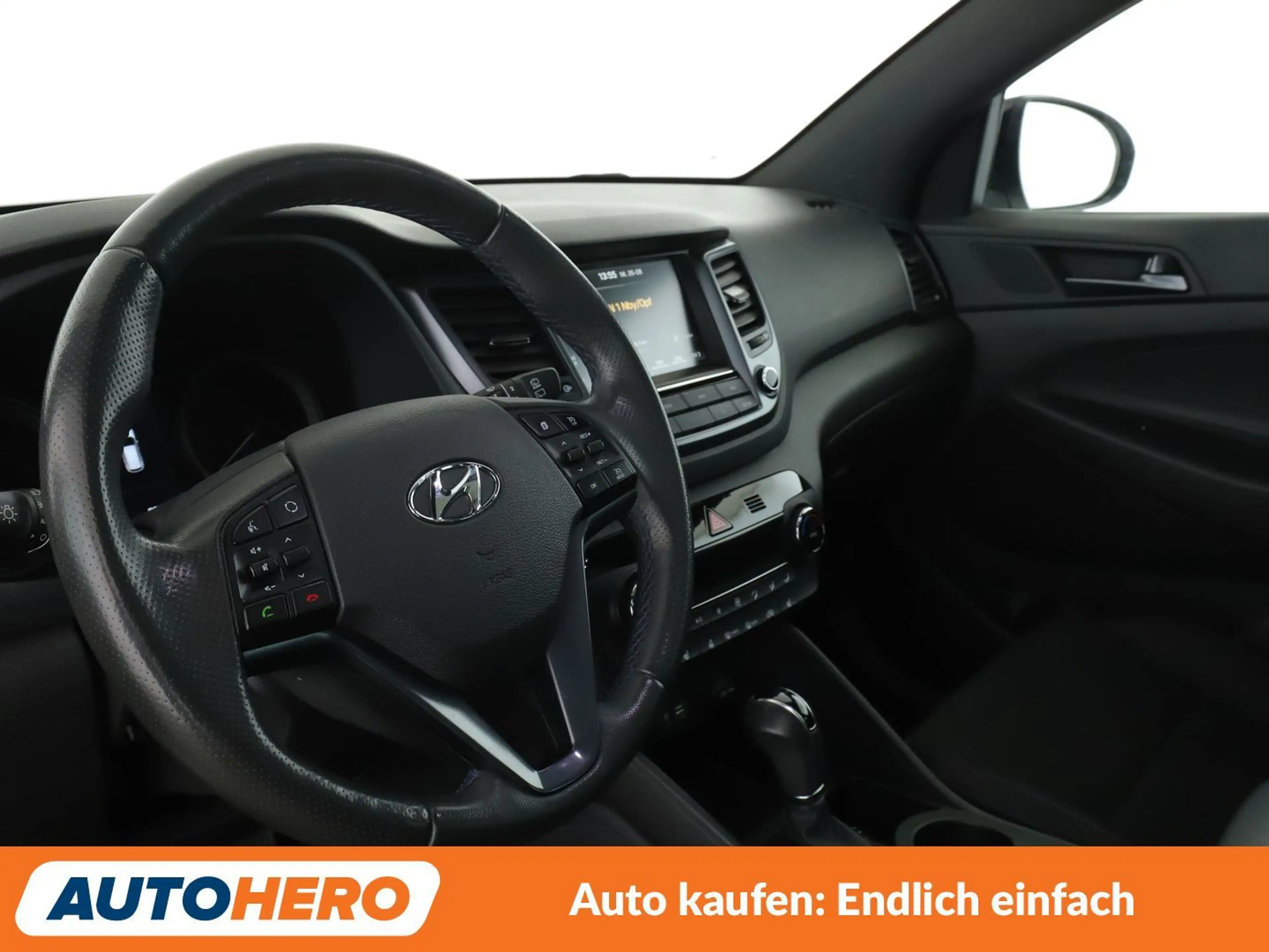 Hyundai TUCSON 1.6 TGDI Passion + 4WD Aut*NAVI*TEMPO*CAM*PDC*SHZ* — photo 11