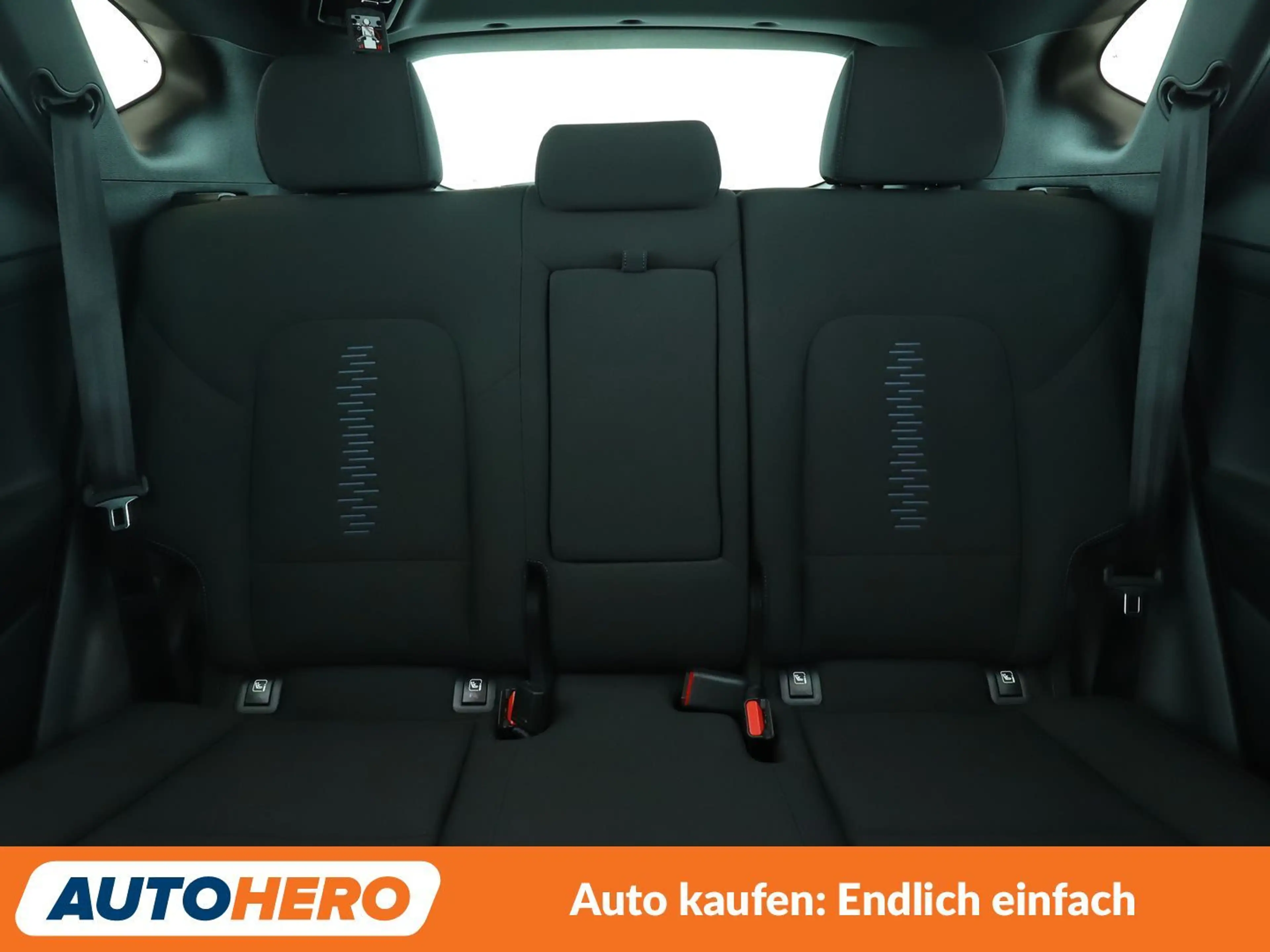 Hyundai TUCSON 1.6 TGDI Passion + 4WD Aut*NAVI*TEMPO*CAM*PDC*SHZ* — photo 15