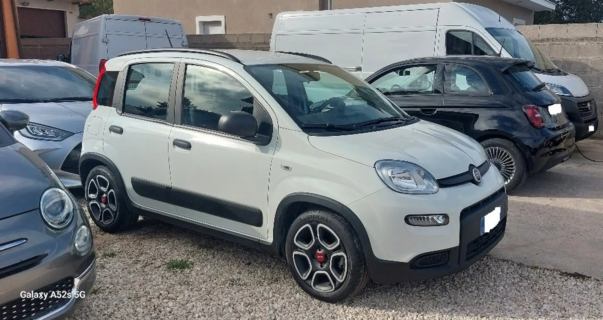 Fiat Panda 1.0 hybrid city cross Blanc - 2