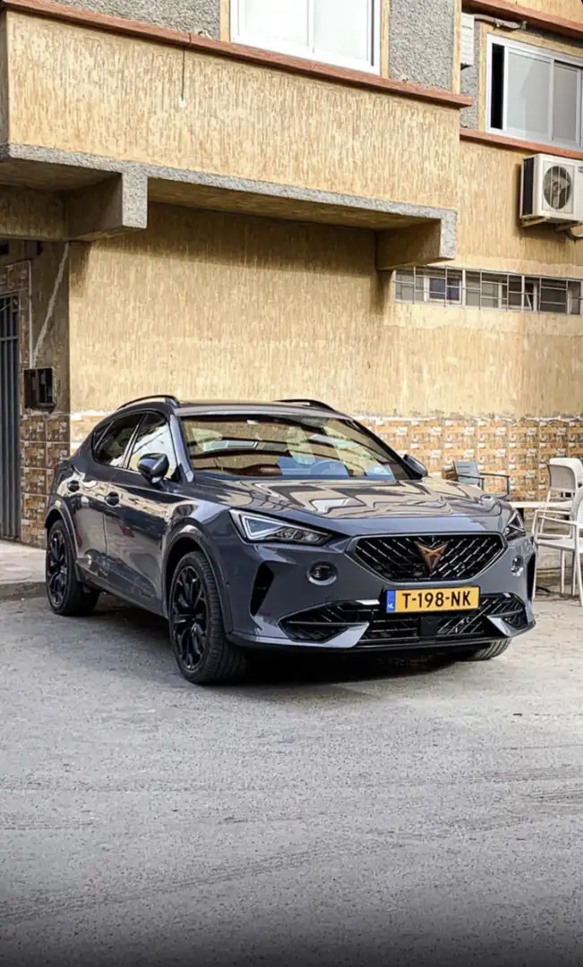 CUPRA Formentor VZ 1.4 e-Hybrid DSG Priority Grijs - 2