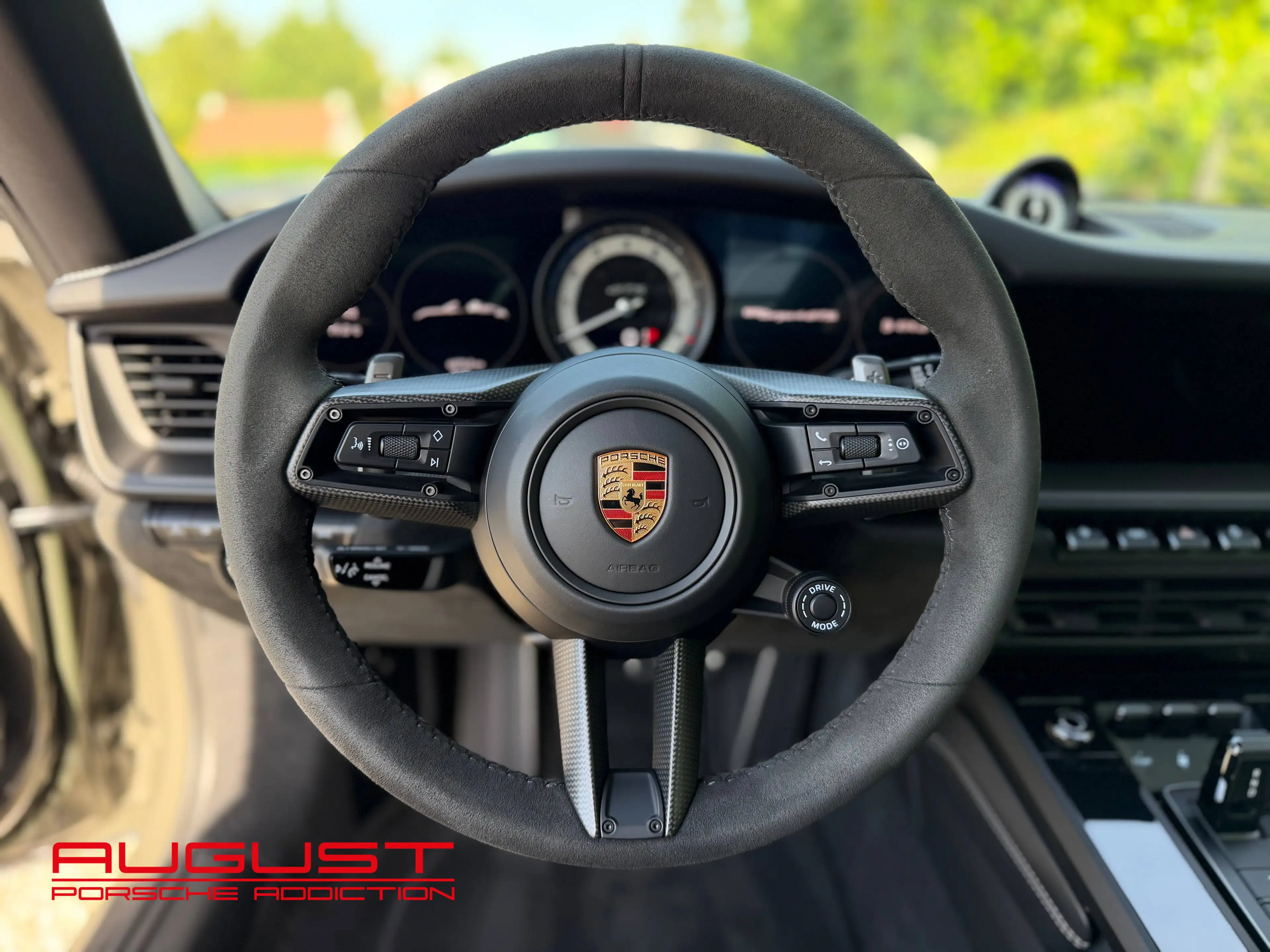 Porsche 992 992 Targa 4 GTS 2022 — photo 12