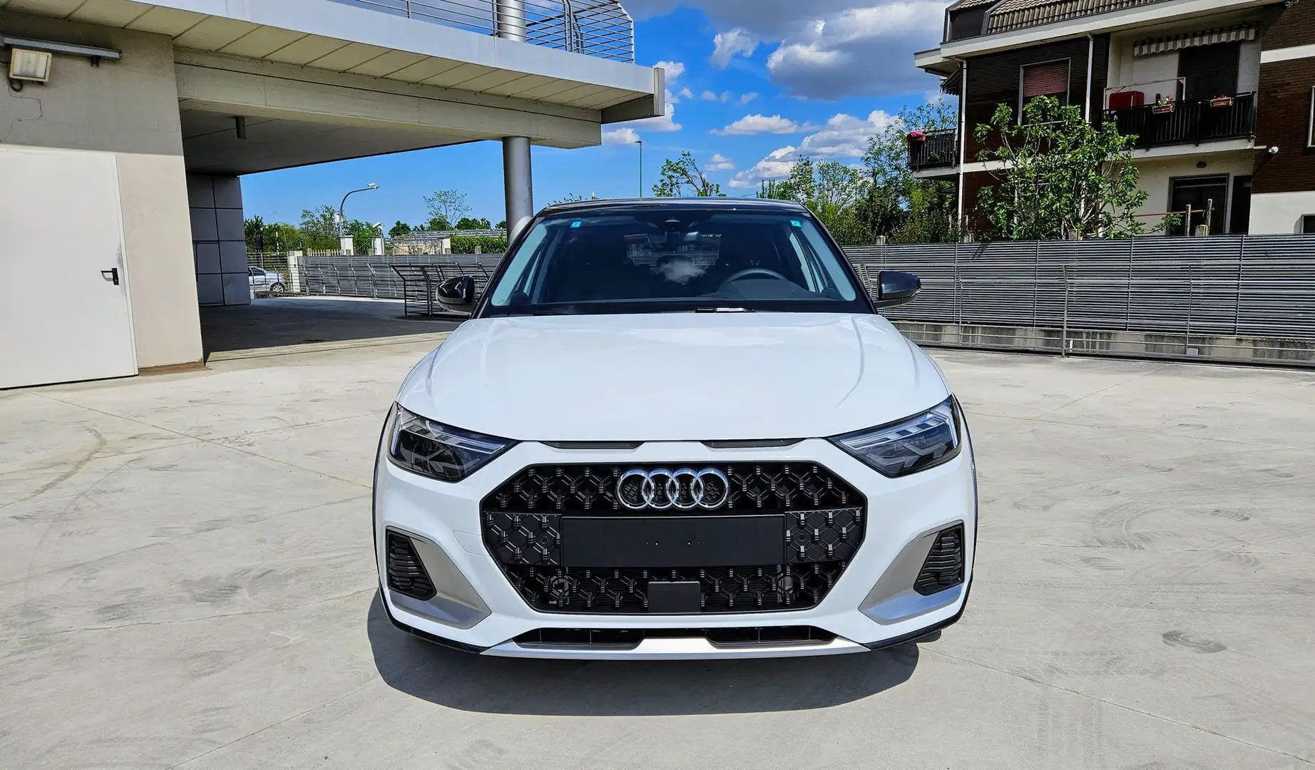Audi A1 allstreet 30 TFSI Business Bianco - 2