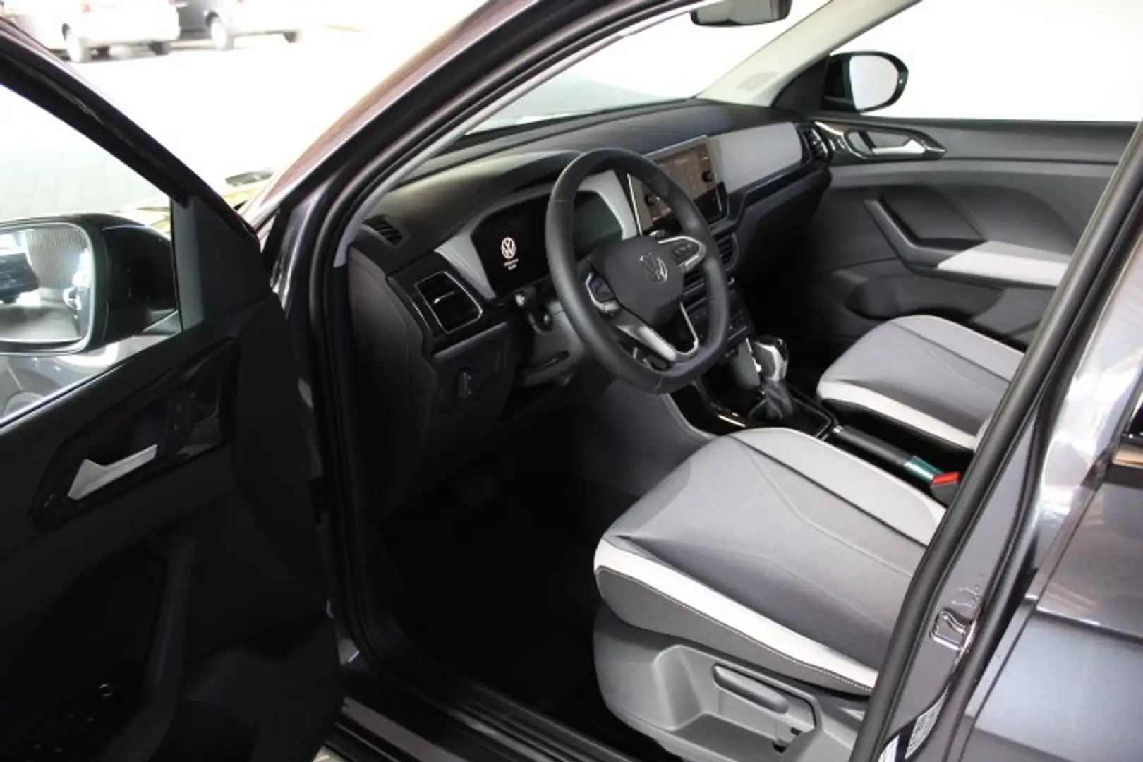 Volkswagen T-Cross 1.5TSI DSG STYLE AHK RF-KAMERA DESIGNPAKET STYLE Grau - 2