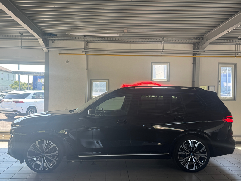 BMW X7 xDrive 40 d M Sport*Maximal Ausstattung+Garantie* 1.Hand U-Frei Deutsche Ausführung — photo 8