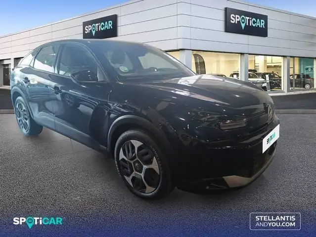 Citroen C4 view 3
