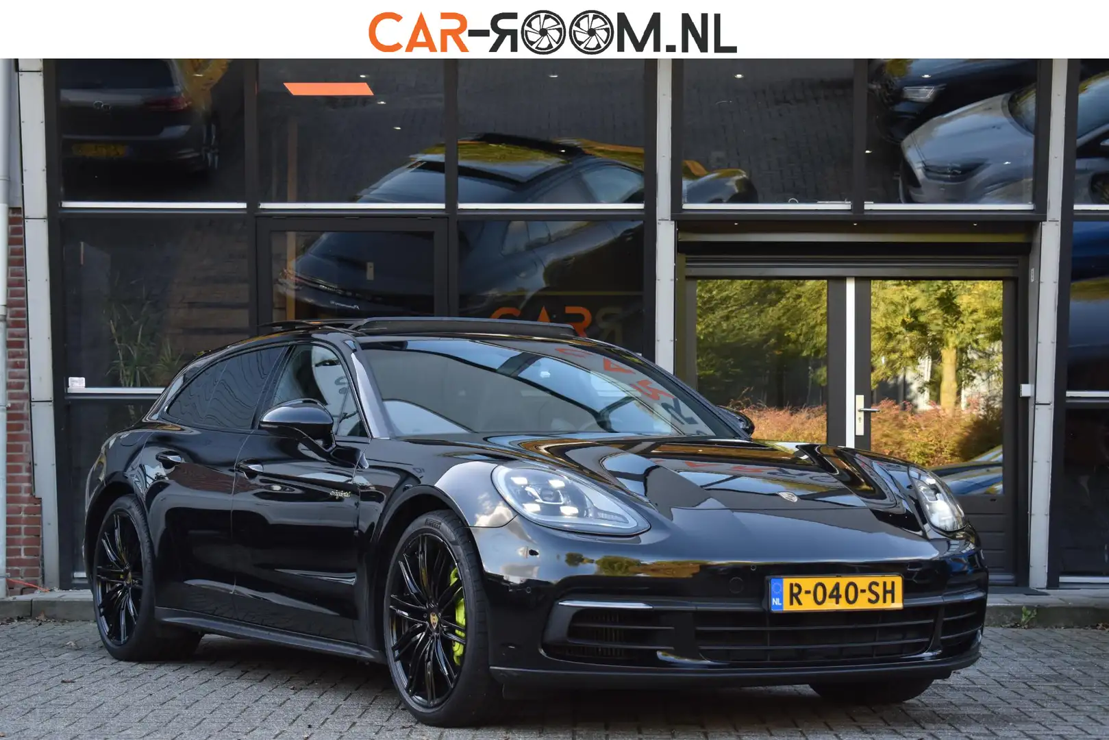 Porsche Panamera Sport Turismo 2.9 4 E-Hybrid Pano Bose Luchtv. Zwart - 1