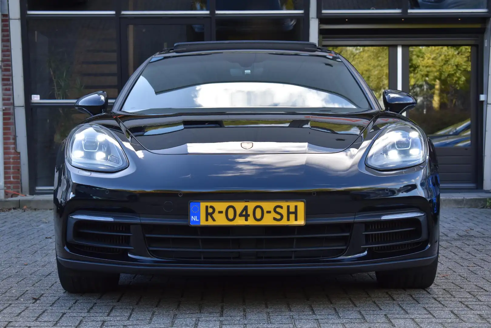 Porsche Panamera Sport Turismo 2.9 4 E-Hybrid Pano Bose Luchtv. Zwart - 2