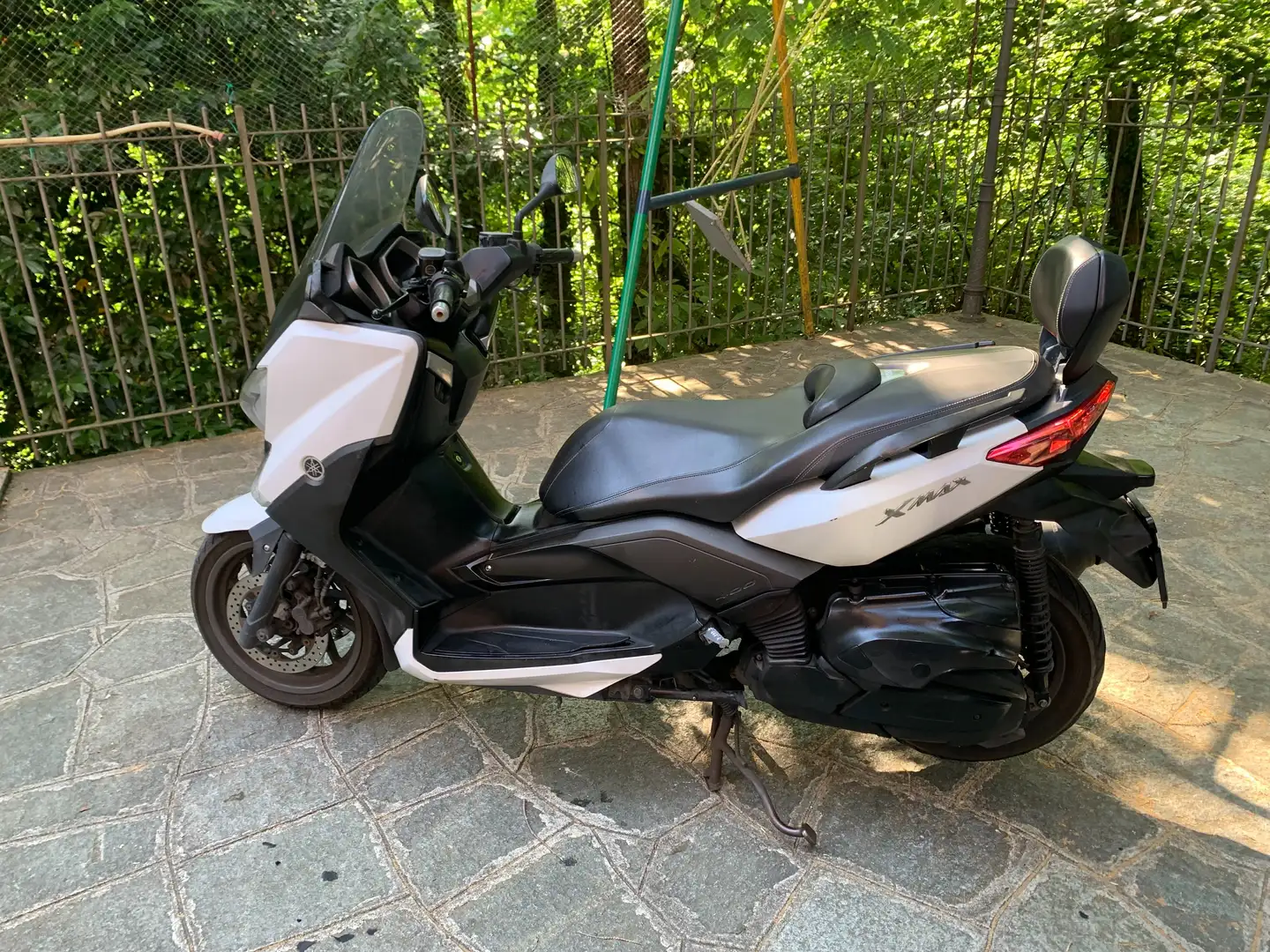 Yamaha X-Max 400 Белый - 1