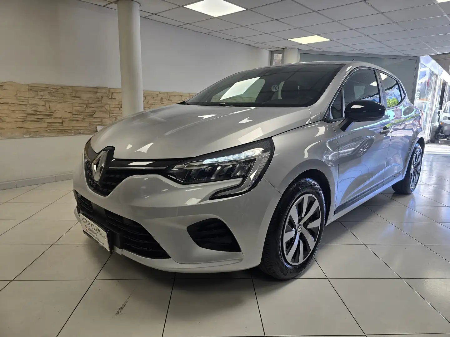 Renault Clio Clio 1.0 tce Techno 90cv Gris - 2