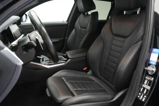 BMW 3 Series view 10