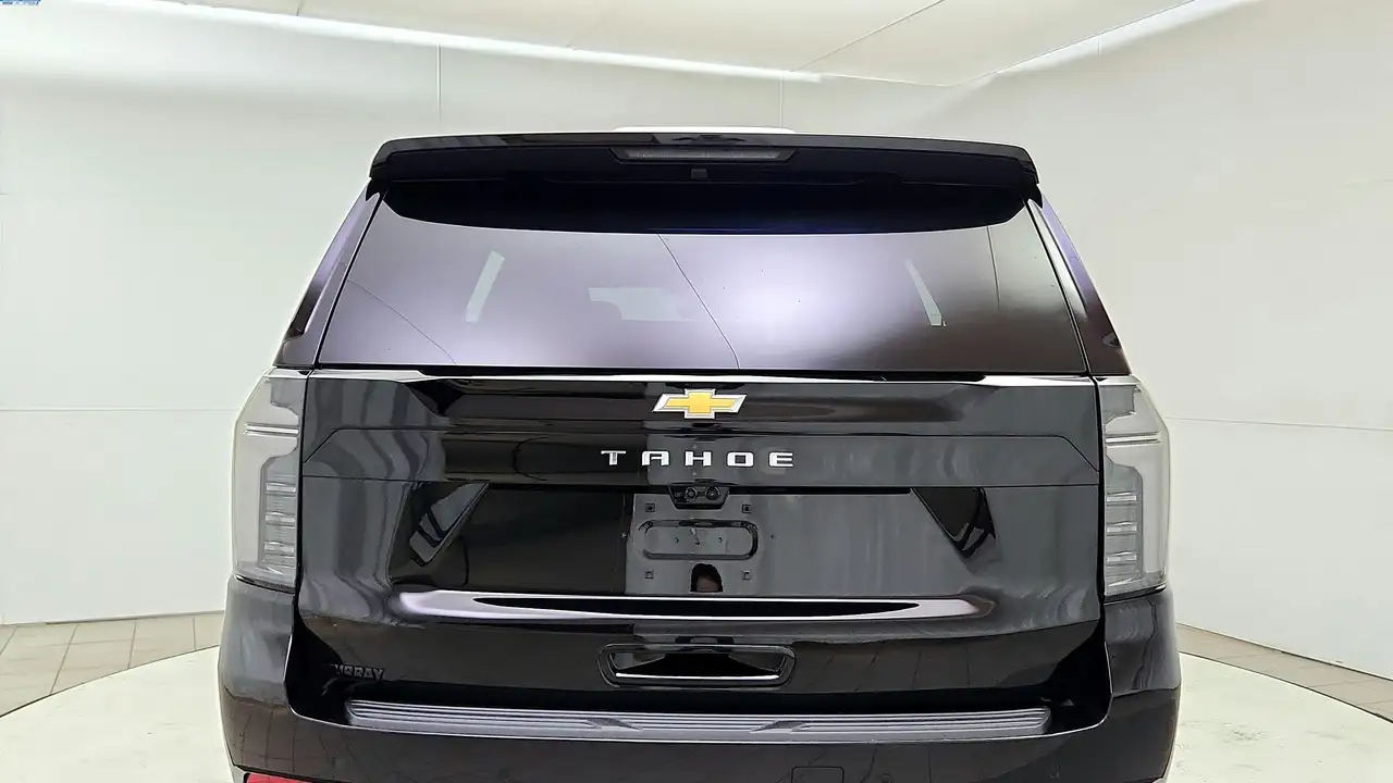 Chevrolet Tahoe снимка Chevrolet Tahoe