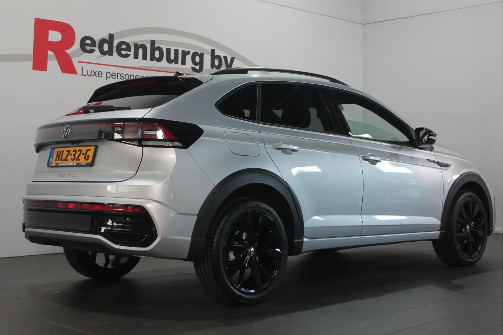 Volkswagen Taigo 1.0 TSI R-Line - Automaat - Camera / Carplay / Sto Grijs - 2