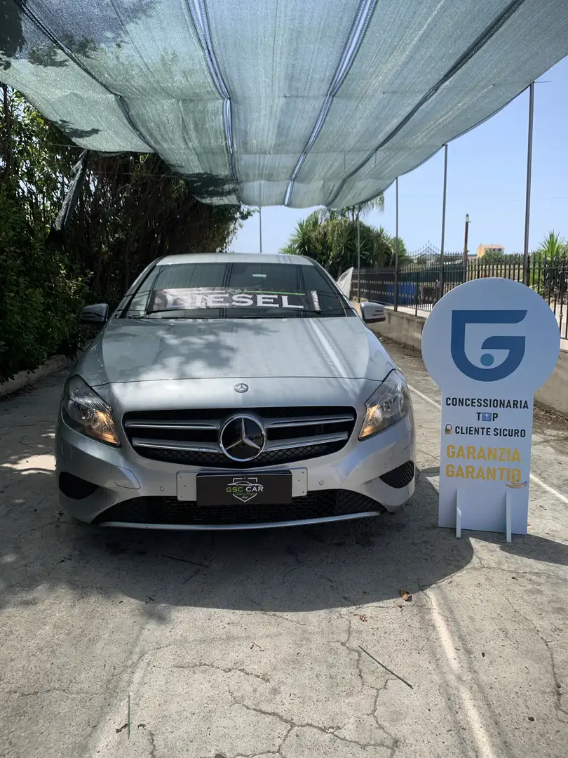 Mercedes-Benz A 180 cdi (be) Premium Grigio - 1