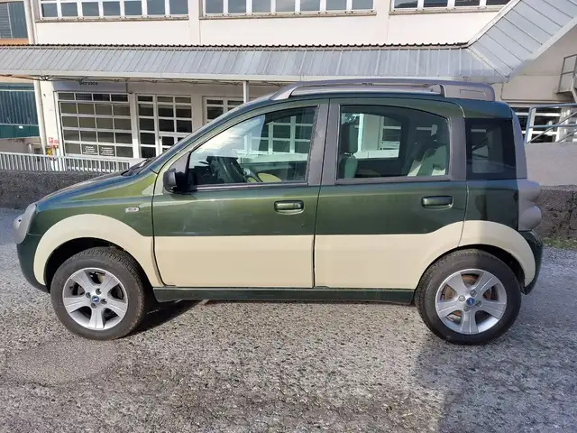 Fiat Panda view 4