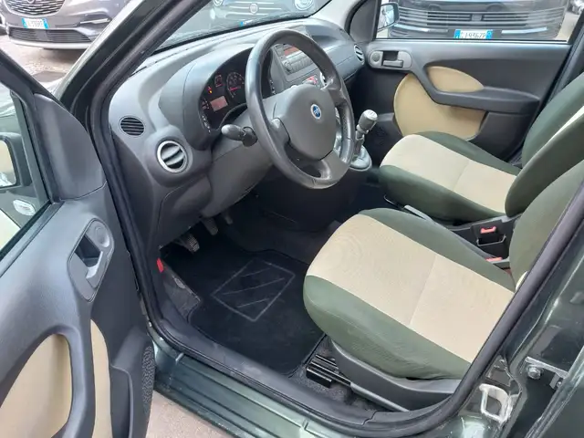 Fiat Panda view 9