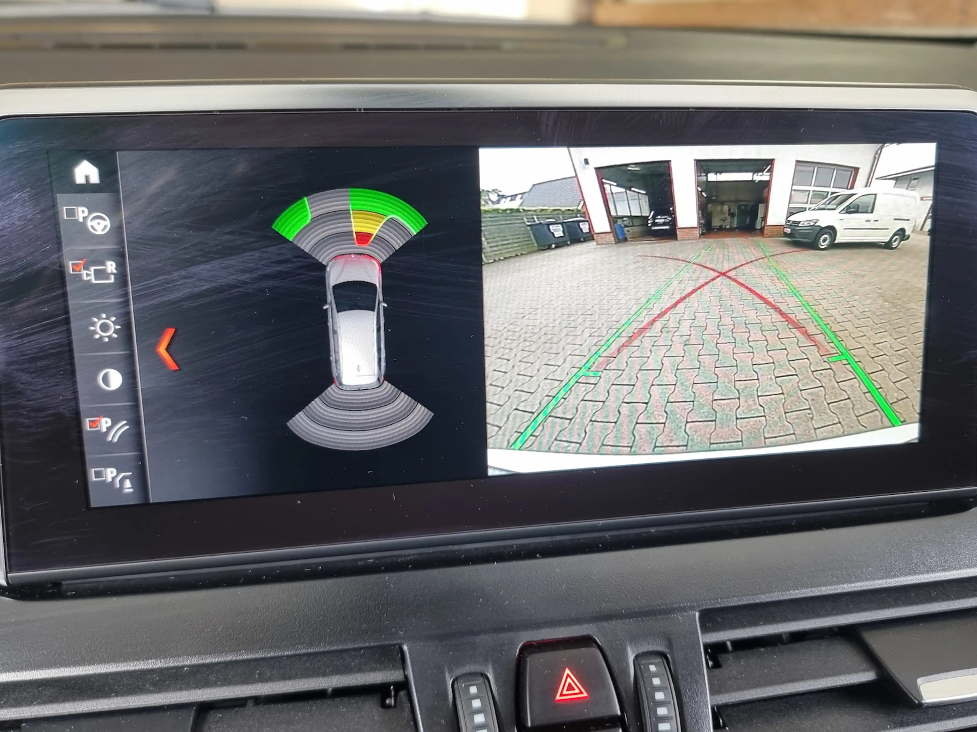 BMW 216 216d Gran Tourer Advantage LED Nav Kam 7-Sitzer — photo 15