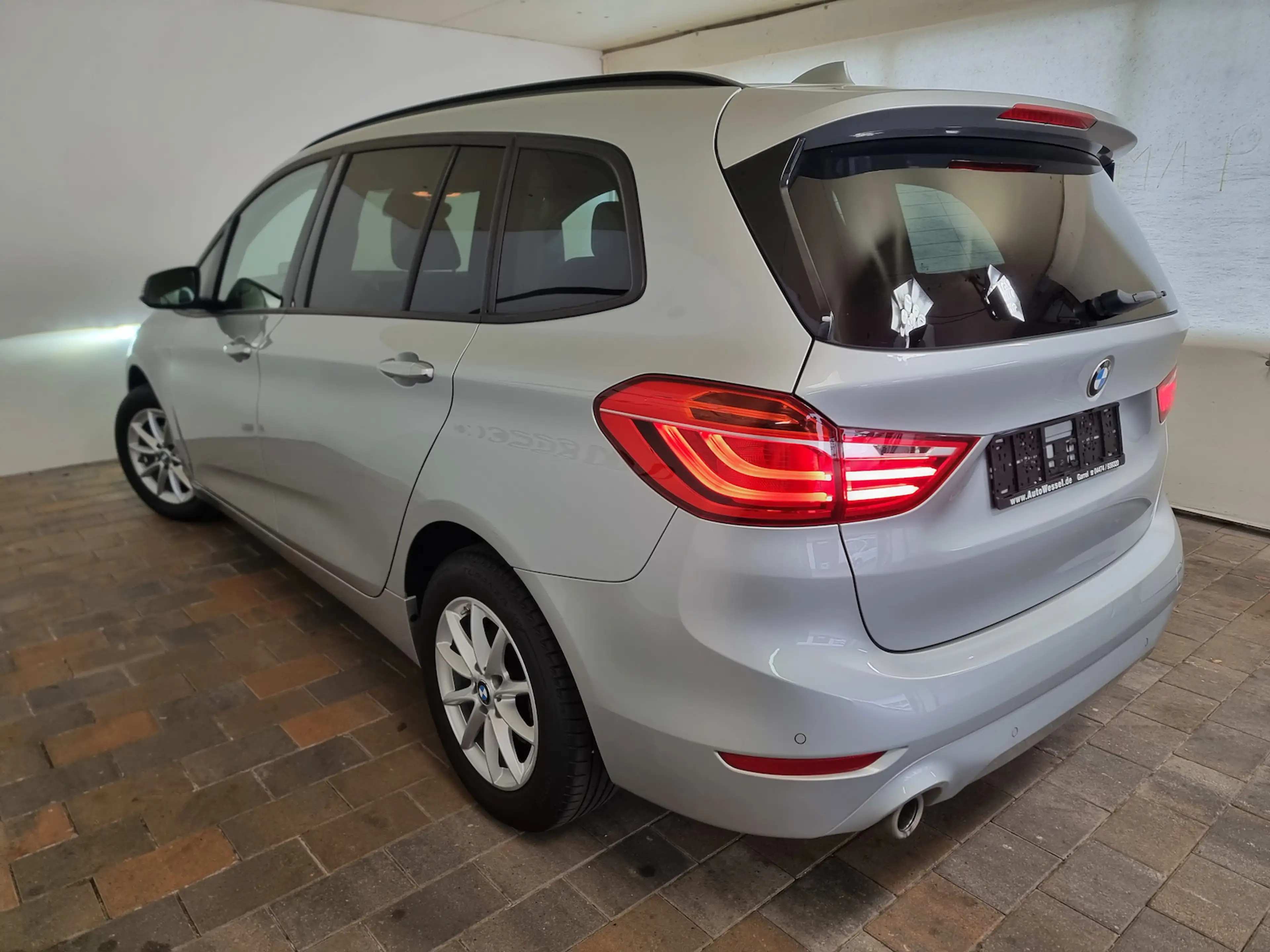 BMW 216 216d Gran Tourer Advantage LED Nav Kam 7-Sitzer — photo 6