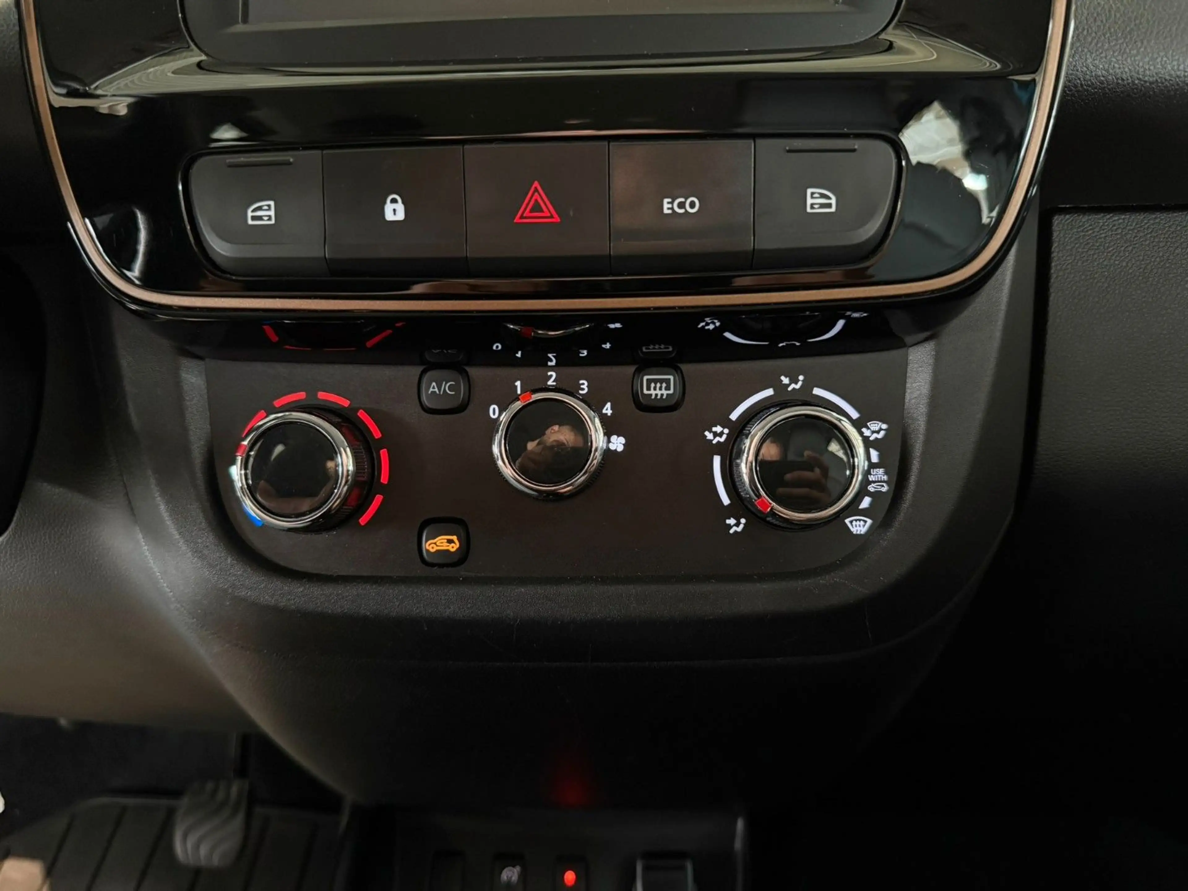 Dacia Spring Electric Extreme*Kamera*Klima*Navi* — photo 14
