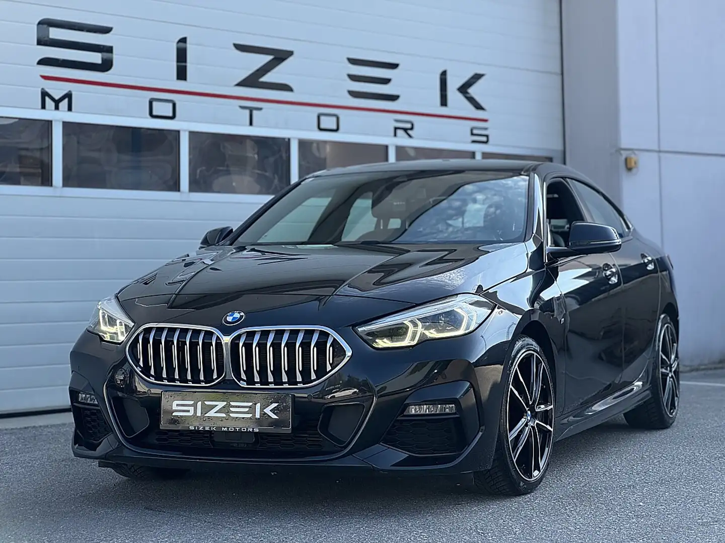 BMW 218 i Gran Coupe DKG|M-PAKET|ACC STOP&GO|LIVE COCKP... Schwarz - 1