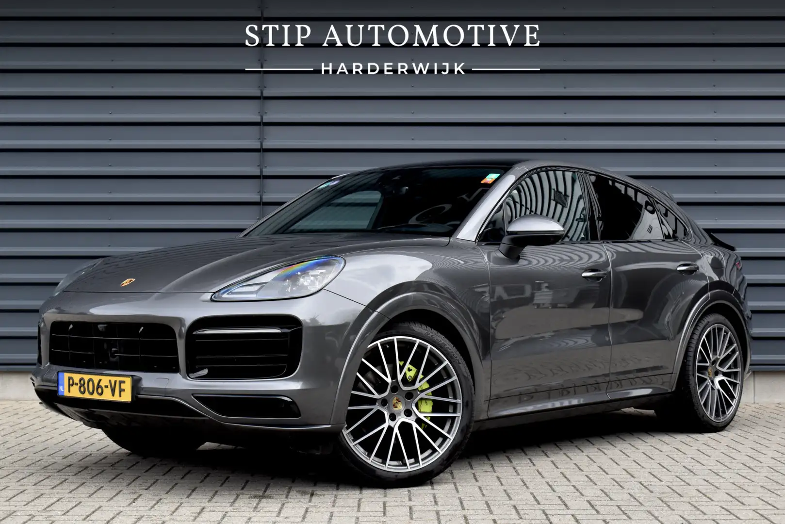 Porsche Cayenne Coupé 3.0 E-Hybrid 462pk Sport Design | Panoramada Gris - 1