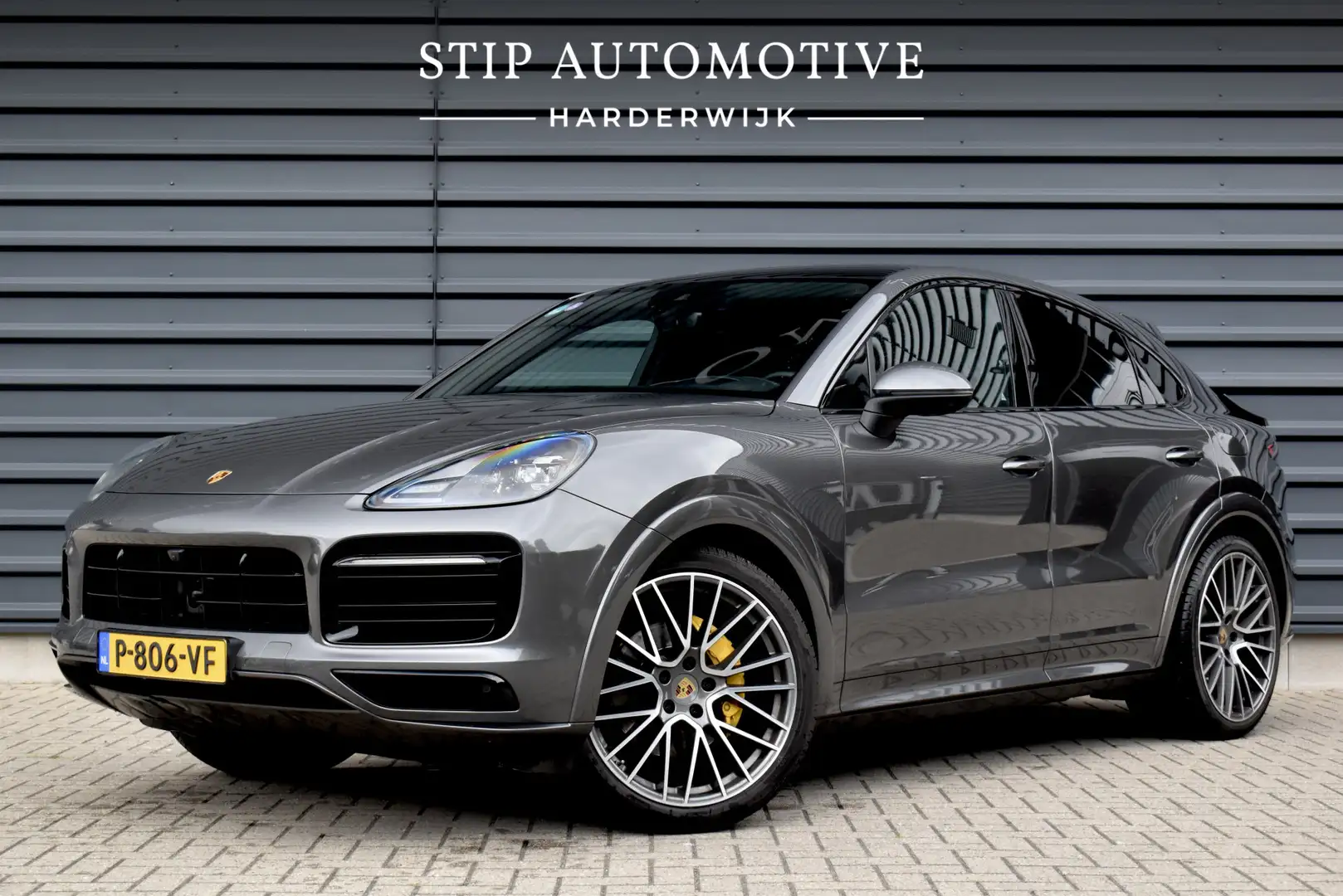 Porsche Cayenne Coupé 3.0 E-Hybrid 462pk SportDesign | Panoramadak Gris - 1
