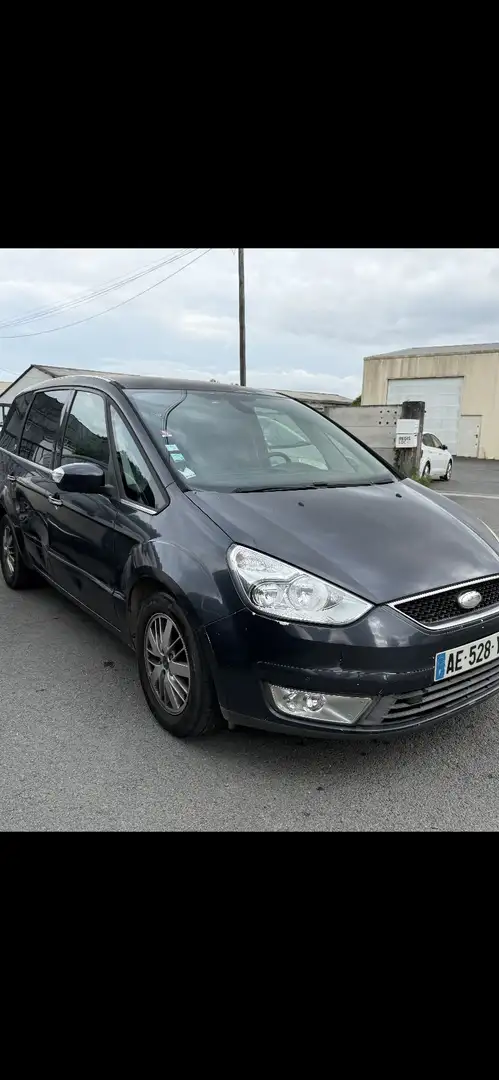 Ford Galaxy II 2.0 TDCi 140 Ghia - 1