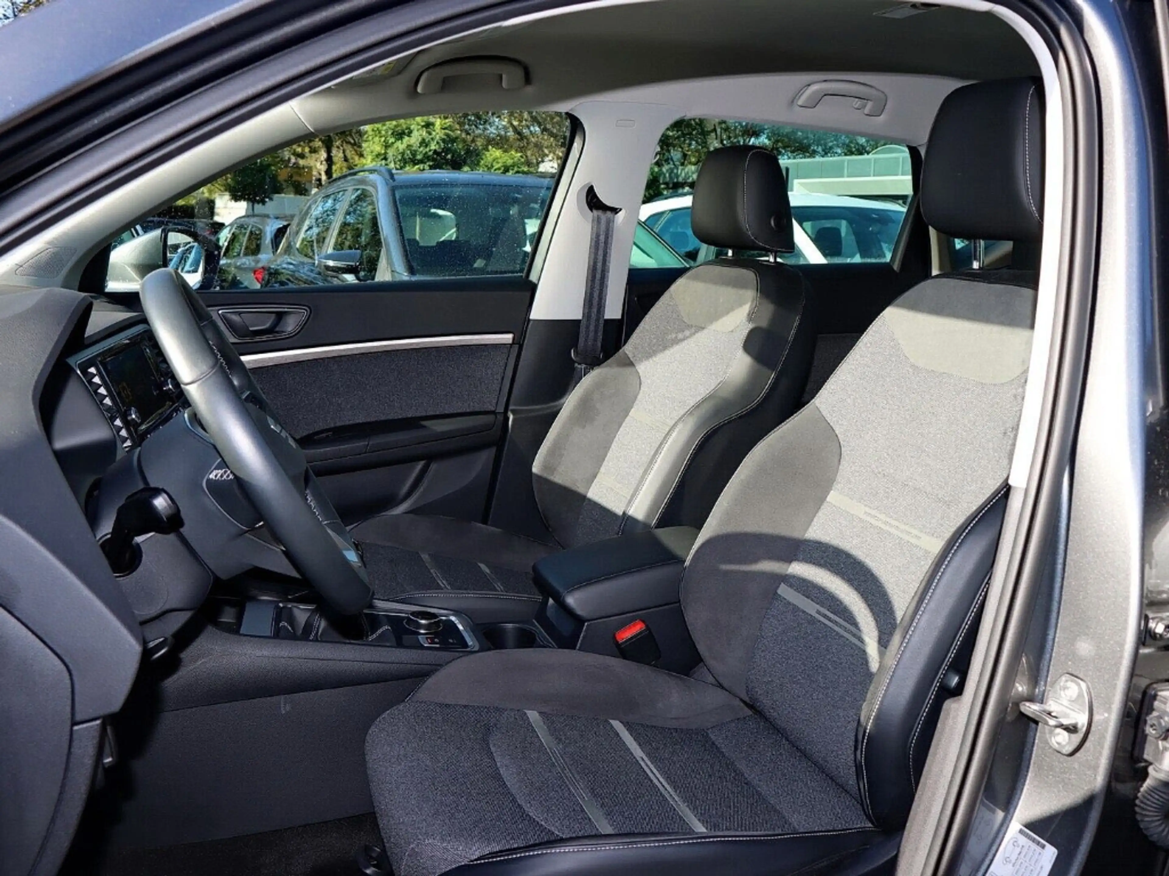 SEAT Ateca Xperience 1.5 TSI ACT LED/RFK/SITZHZ./RADIO APP — photo 13