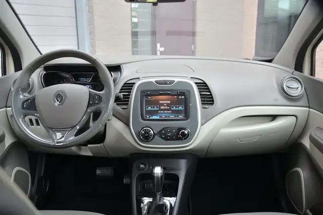 Renault Captur view 8
