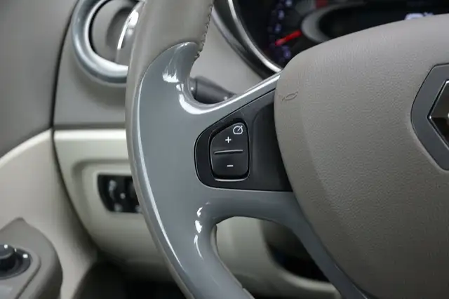 Renault Captur view 16