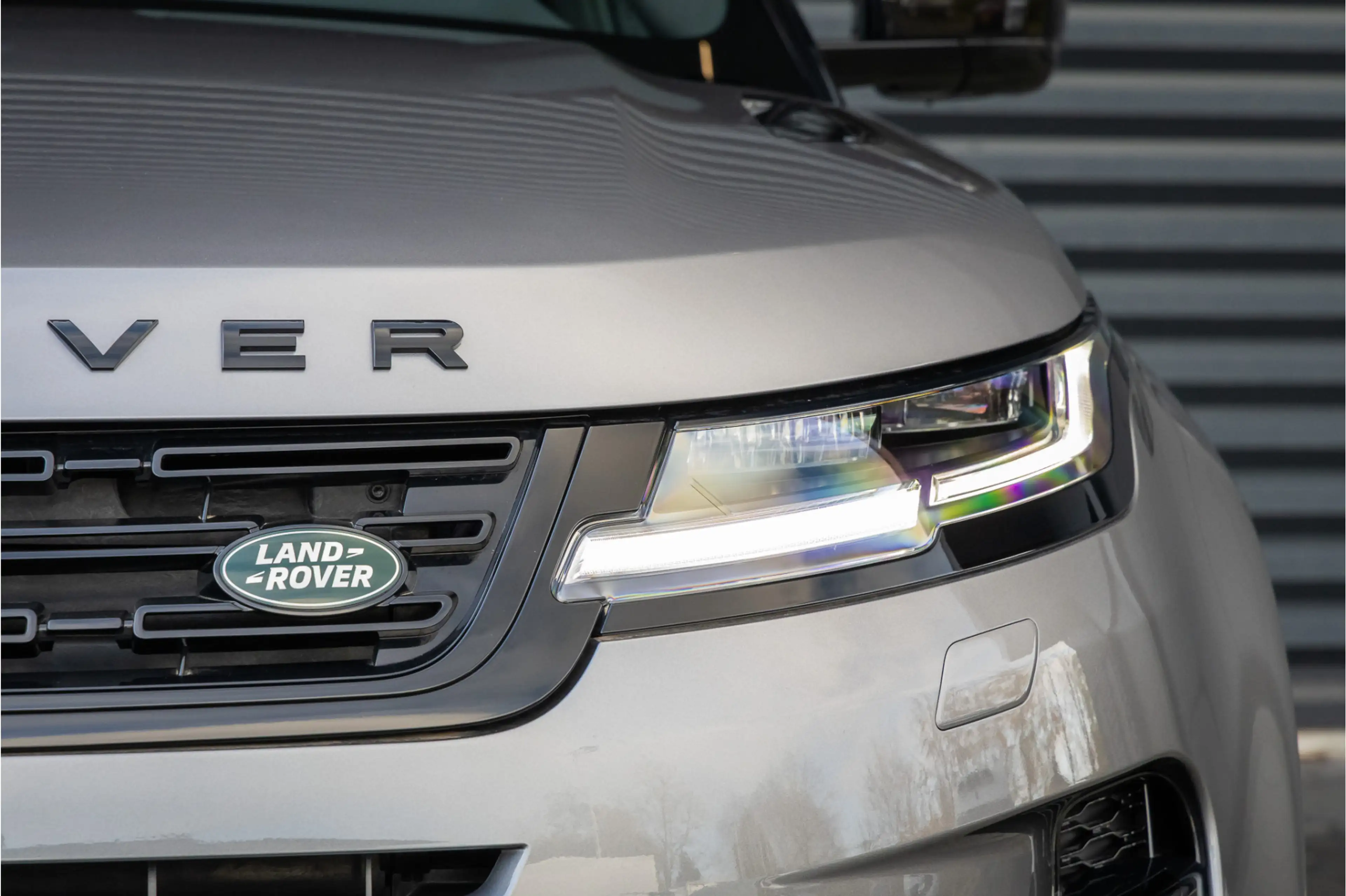 Land Rover Range Rover Evoque P270e PHEV AWD Dynamic SE 20'' - Eiger Grey — photo 26