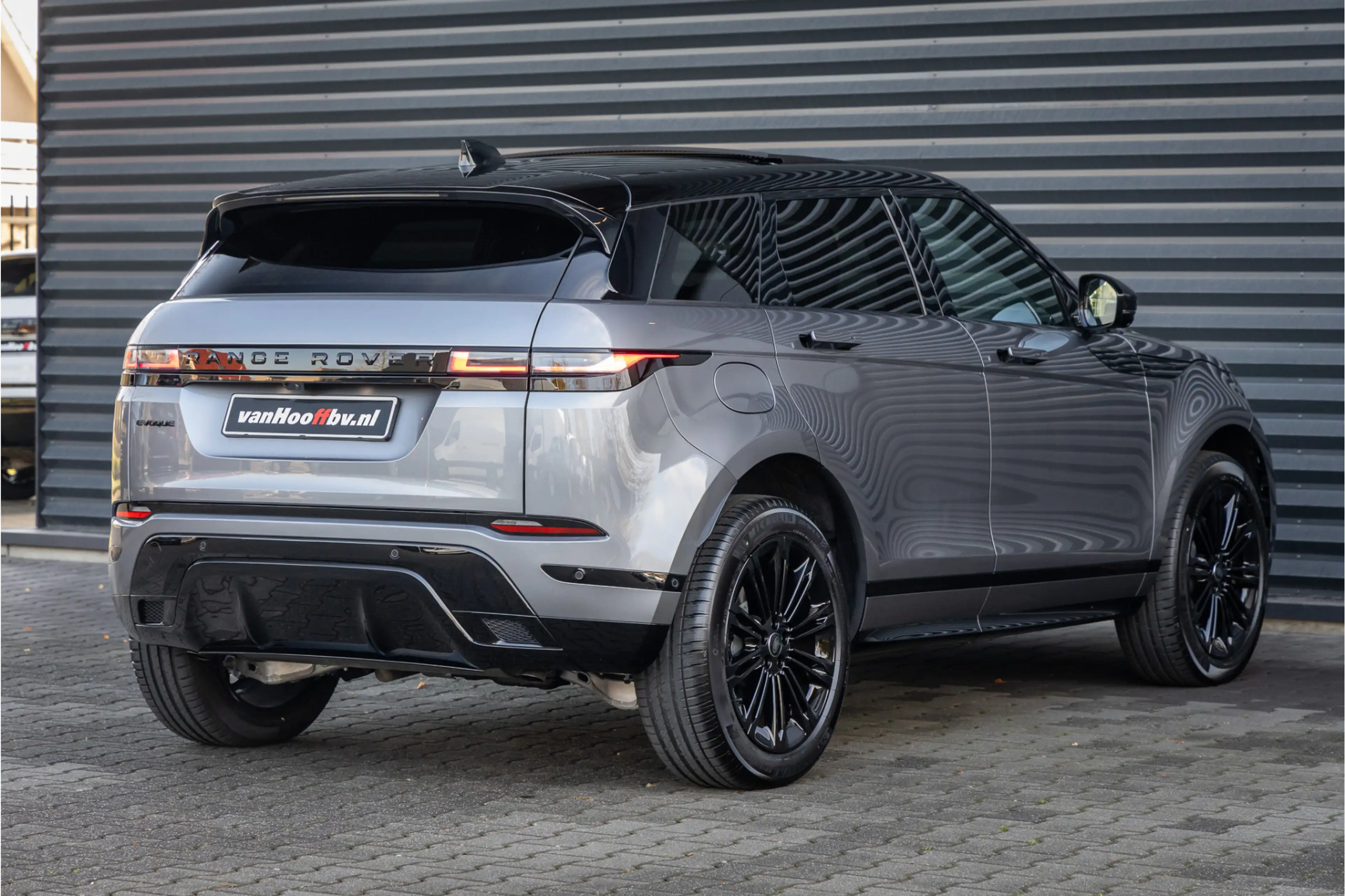 Land Rover Range Rover Evoque P270e PHEV AWD Dynamic SE 20'' - Eiger Grey — photo 22