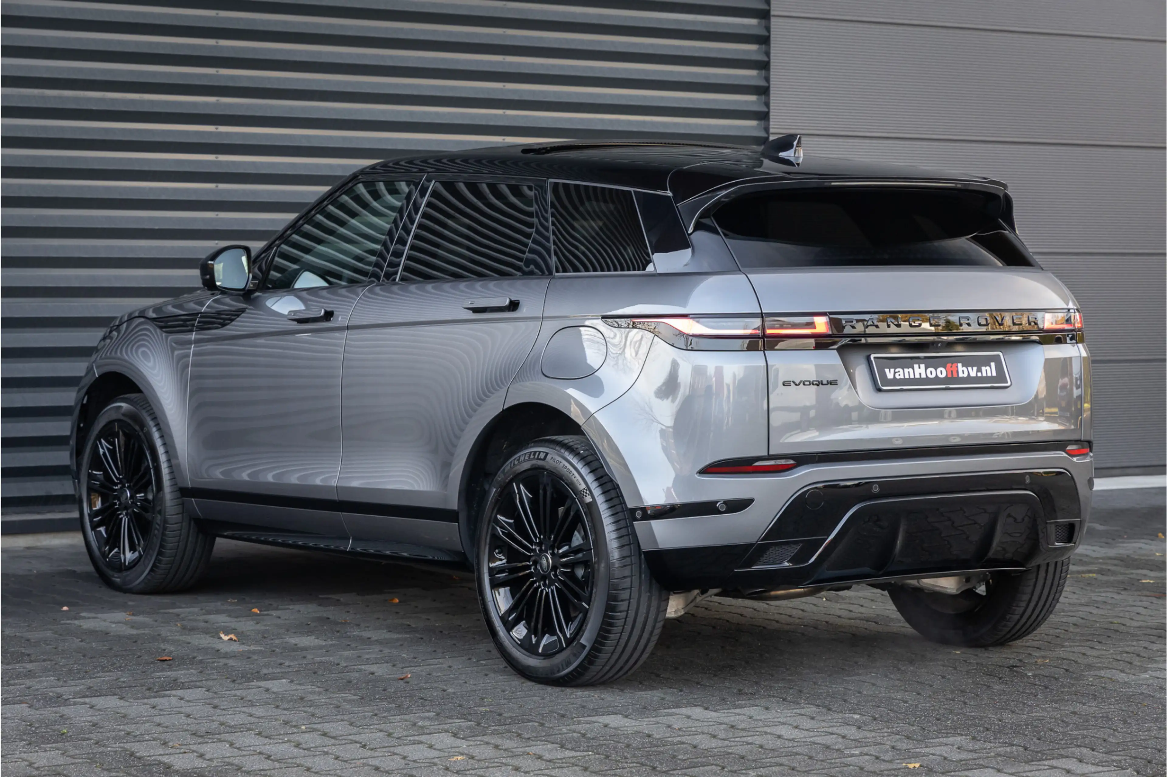 Land Rover Range Rover Evoque P270e PHEV AWD Dynamic SE 20'' - Eiger Grey — photo 23