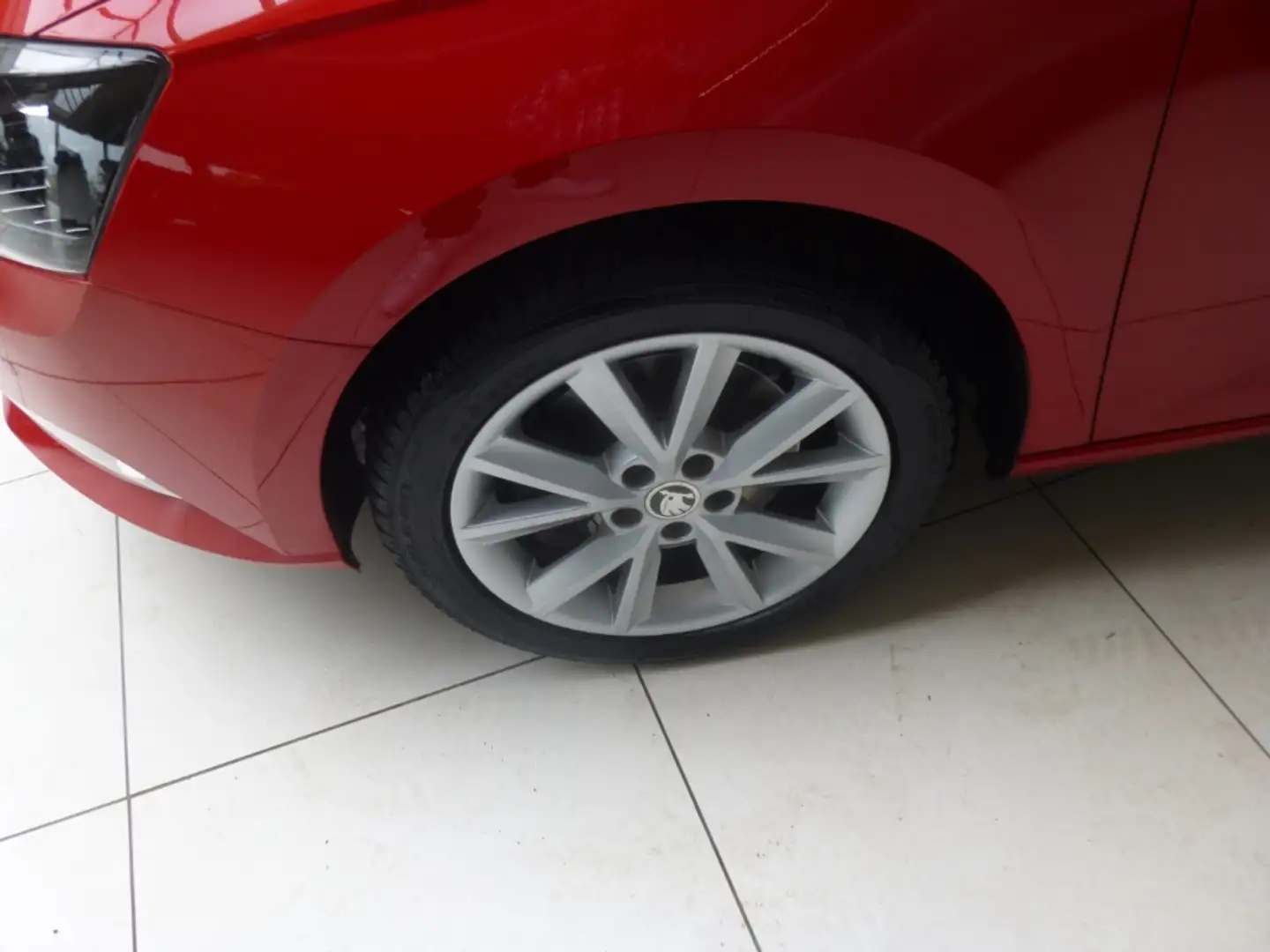 Skoda Fabia Combi Joy 1.2 TSI Navi Kırmızı - 2